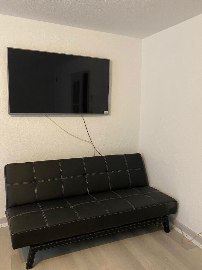Private Studio Apartment In Бремгартен Екстер'єр фото